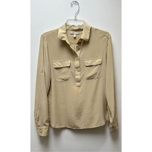 Banana Republic Tops - Banana Republic 100% silk women’s beige roll tab sleeve shirt size M #5-1727